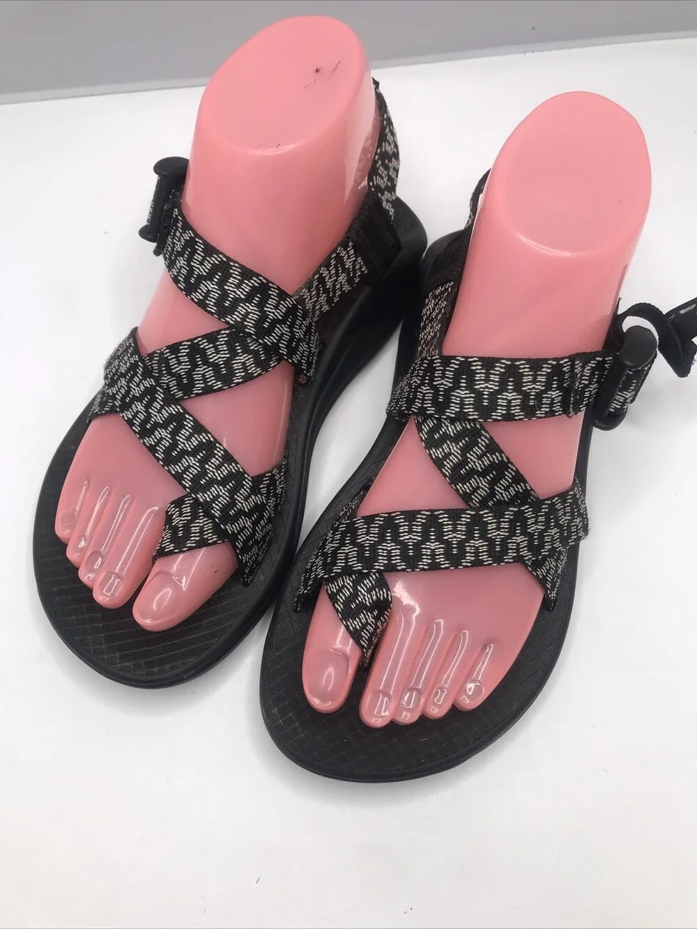Chaco Z/1 Classic Sport Hiking Sandals Aztec Print Women's Size 6